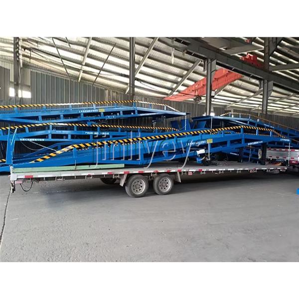 移動(dòng)登車橋