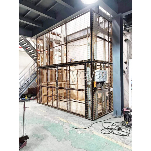 導(dǎo)軌式升降平臺(tái)