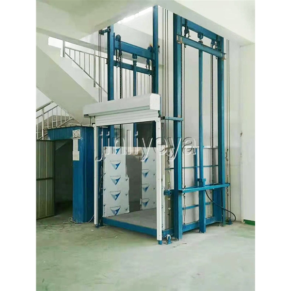 導(dǎo)軌式升降平臺(tái)