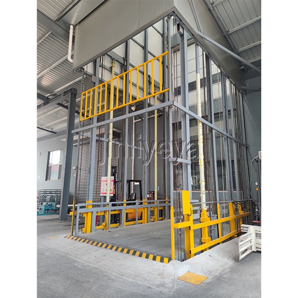 導(dǎo)軌升降平臺(tái)